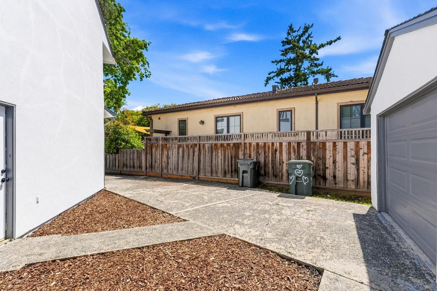 2331 Carmel Drive, Palo Alto, CA, 94303