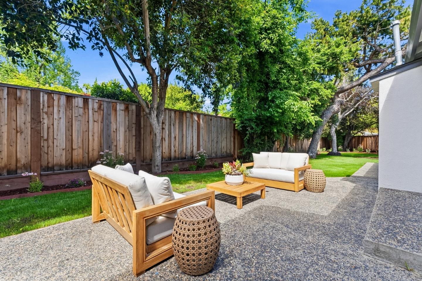 2331 Carmel Drive, Palo Alto, CA, 94303