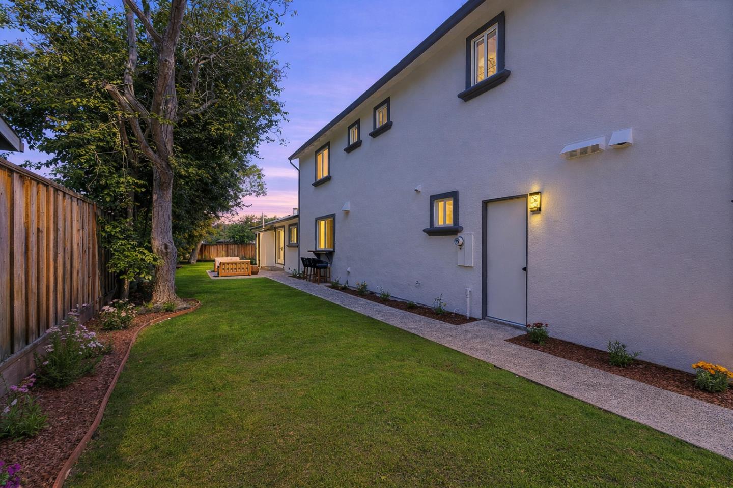 2331 Carmel Drive, Palo Alto, CA, 94303