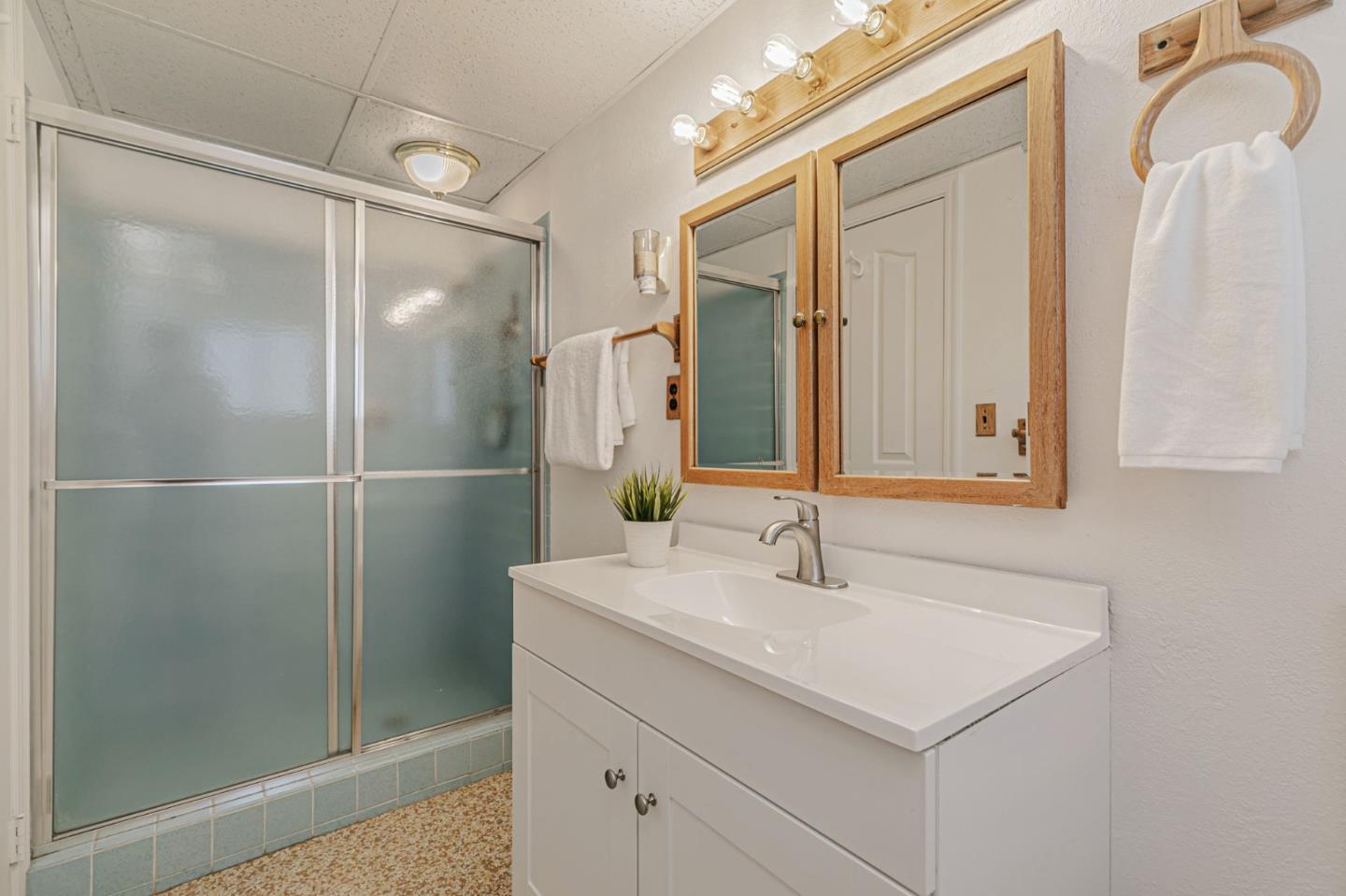 Detail Gallery Image 35 of 51 For 19437 via Real Dr, Saratoga,  CA 95070 - 4 Beds | 4 Baths