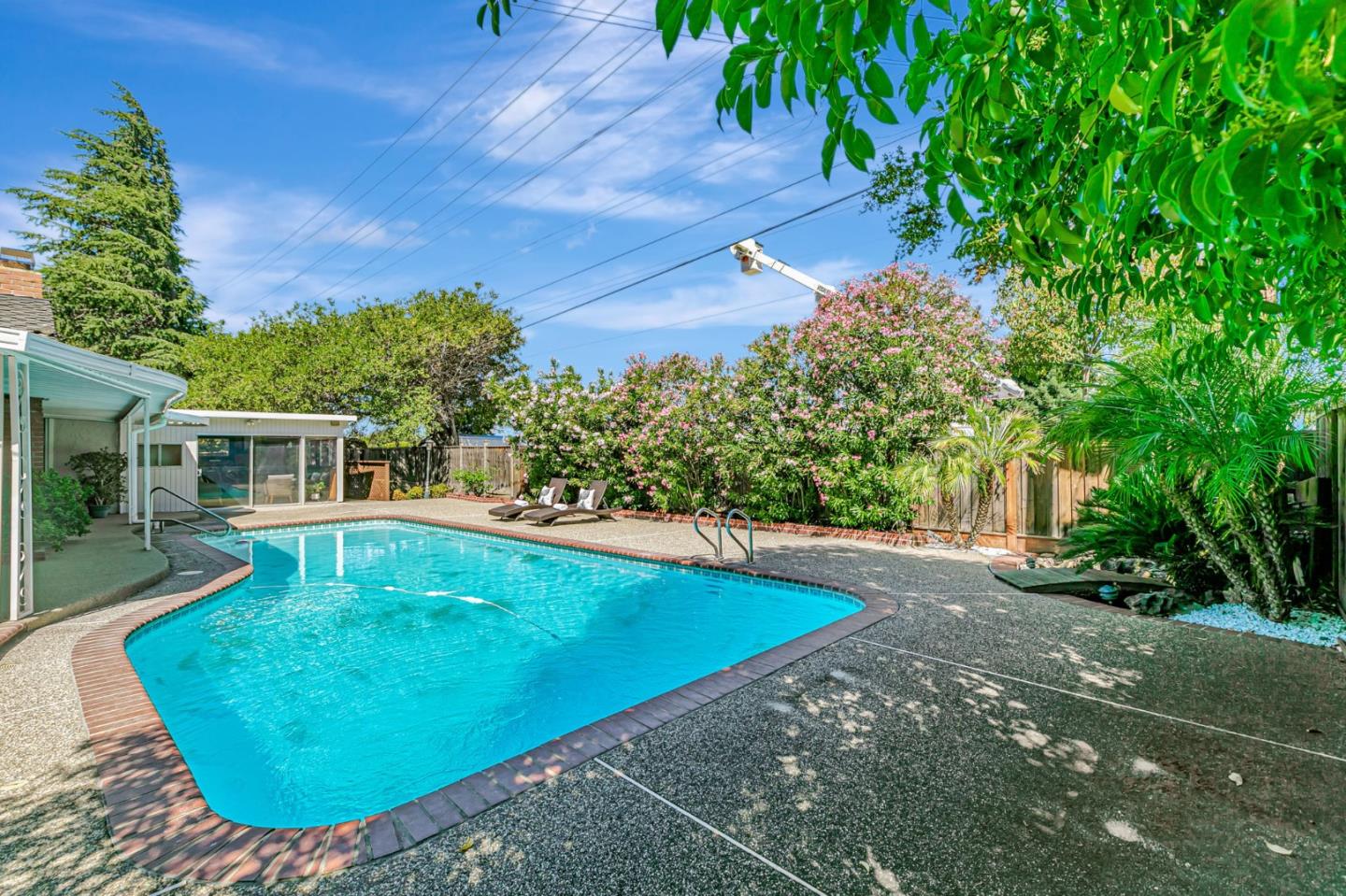 Detail Gallery Image 39 of 51 For 19437 via Real Dr, Saratoga,  CA 95070 - 4 Beds | 4 Baths