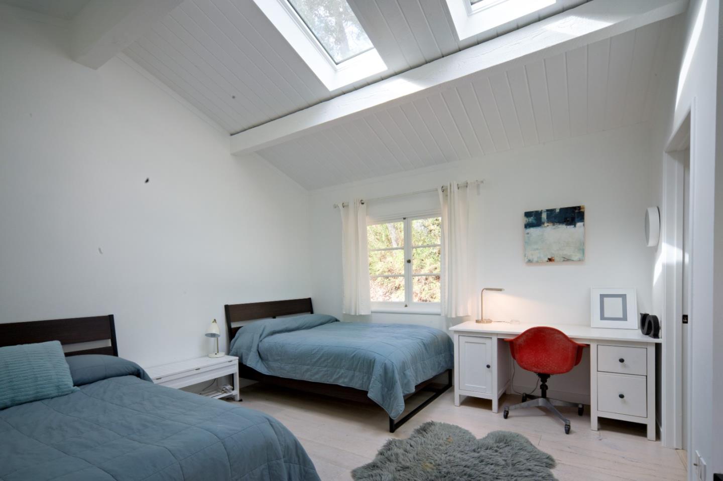 Detail Gallery Image 18 of 43 For 140 Terrace Way, Carmel Valley,  CA 93924 - 4 Beds | 4/1 Baths