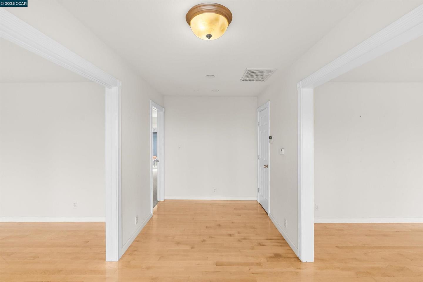 Detail Gallery Image 9 of 18 For 39 Anson Way, Kensington,  CA 94707 - 4 Beds | 3 Baths