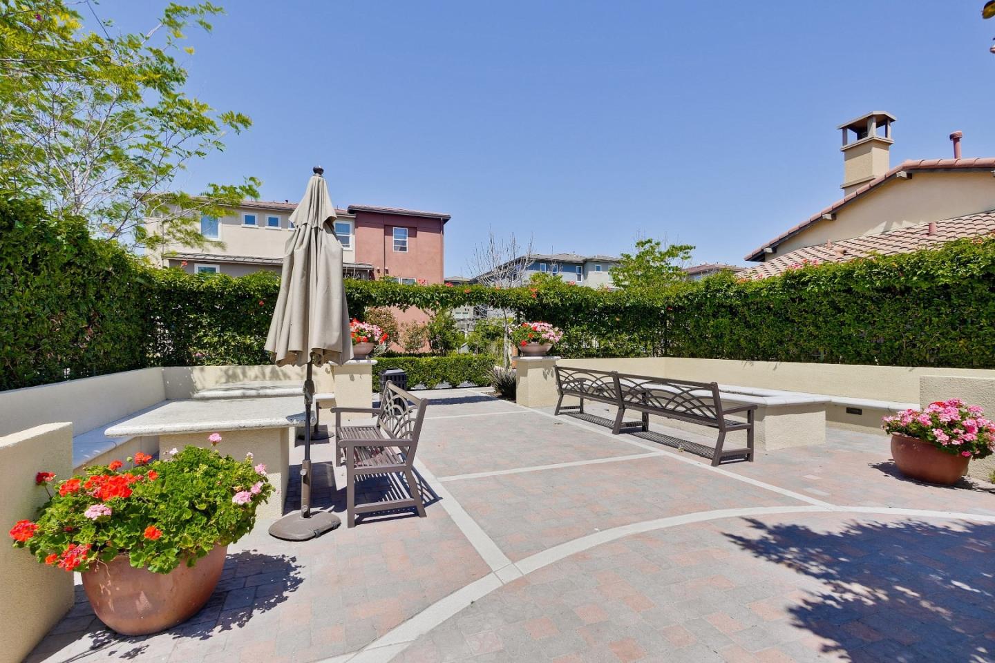 Detail Gallery Image 34 of 48 For 959 Highland Ter, Sunnyvale,  CA 94085 - 3 Beds | 3 Baths