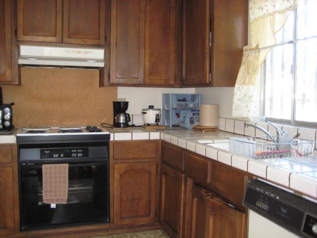 Detail Gallery Image 10 of 22 For 155 Lita Ln, Watsonville,  CA 95076 - 3 Beds | 2 Baths