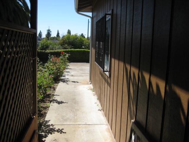 Detail Gallery Image 17 of 22 For 155 Lita Ln, Watsonville,  CA 95076 - 3 Beds | 2 Baths