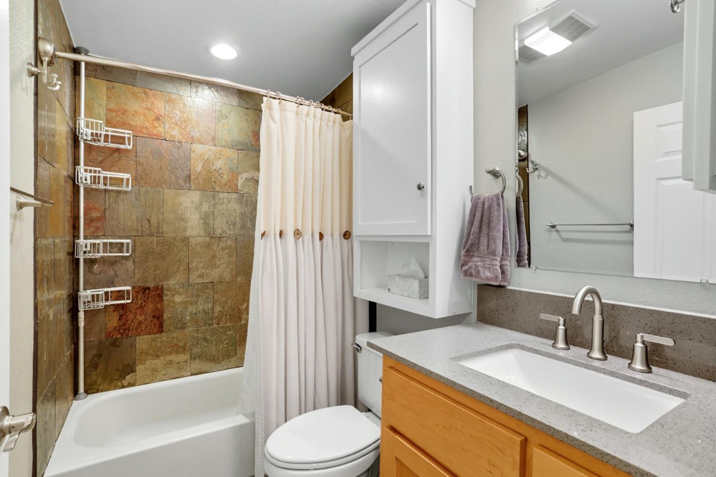 Detail Gallery Image 25 of 43 For 640 N 2nd St, San Jose,  CA 95112 - 4 Beds | 4 Baths