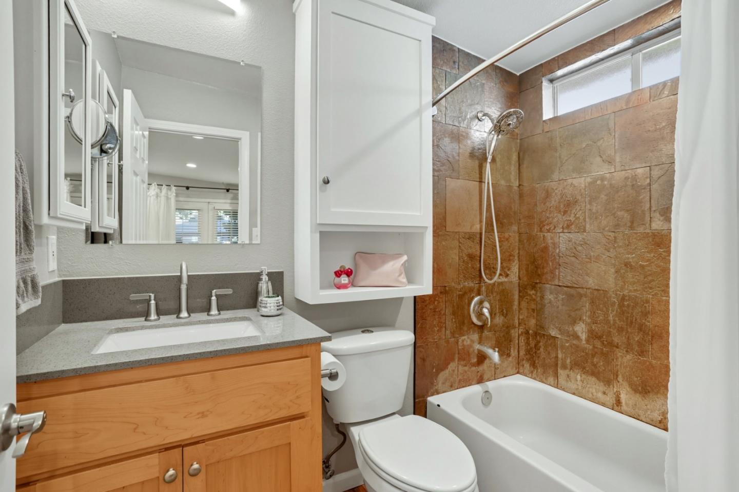 Detail Gallery Image 26 of 43 For 640 N 2nd St, San Jose,  CA 95112 - 4 Beds | 4 Baths