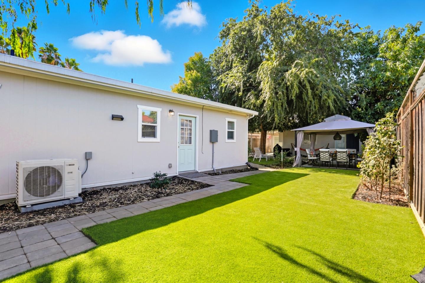 Detail Gallery Image 31 of 43 For 640 N 2nd St, San Jose,  CA 95112 - 4 Beds | 4 Baths