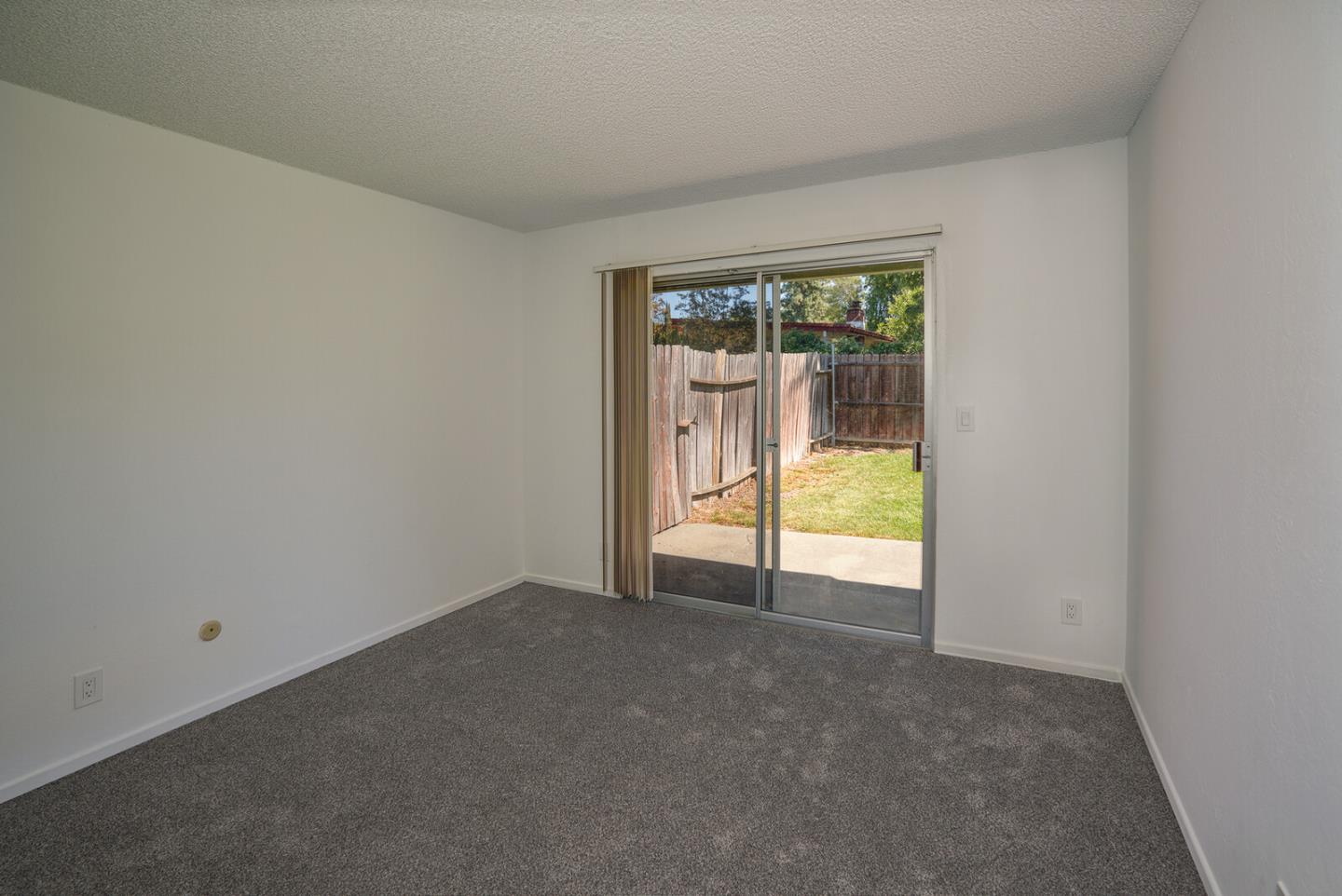 Detail Gallery Image 12 of 29 For 1206-1208 J St, Davis,  CA 95616 - – Beds | – Baths