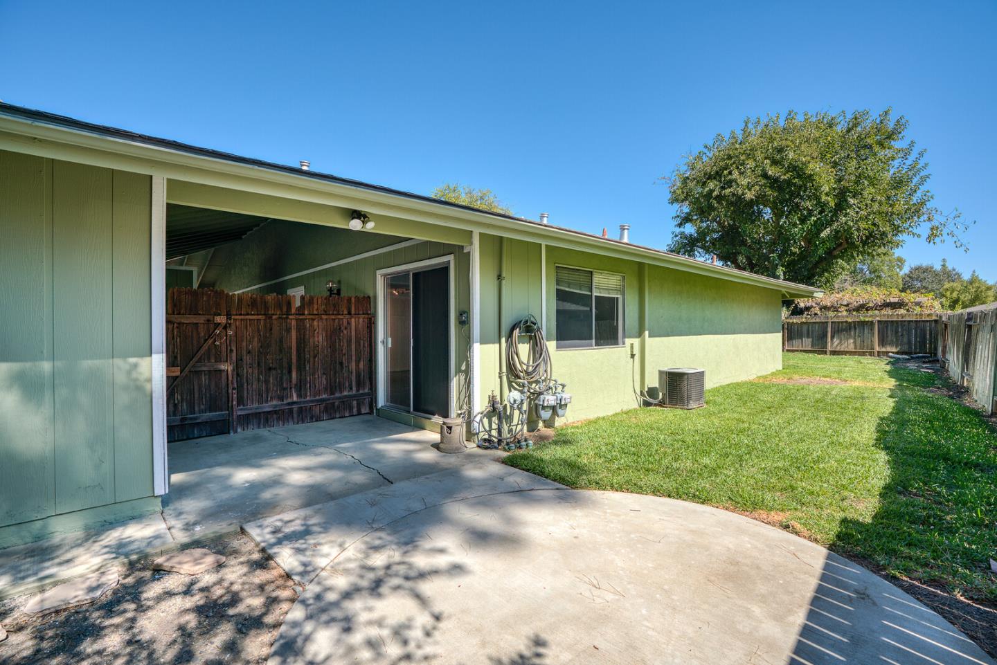 Detail Gallery Image 16 of 29 For 1206-1208 J St, Davis,  CA 95616 - – Beds | – Baths