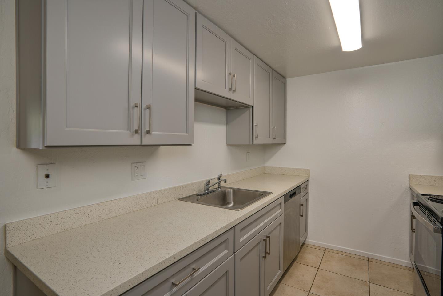 Detail Gallery Image 21 of 29 For 1206-1208 J St, Davis,  CA 95616 - – Beds | – Baths