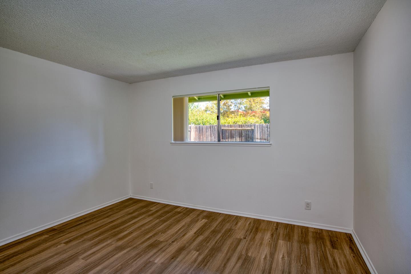 Detail Gallery Image 22 of 29 For 1206-1208 J St, Davis,  CA 95616 - – Beds | – Baths