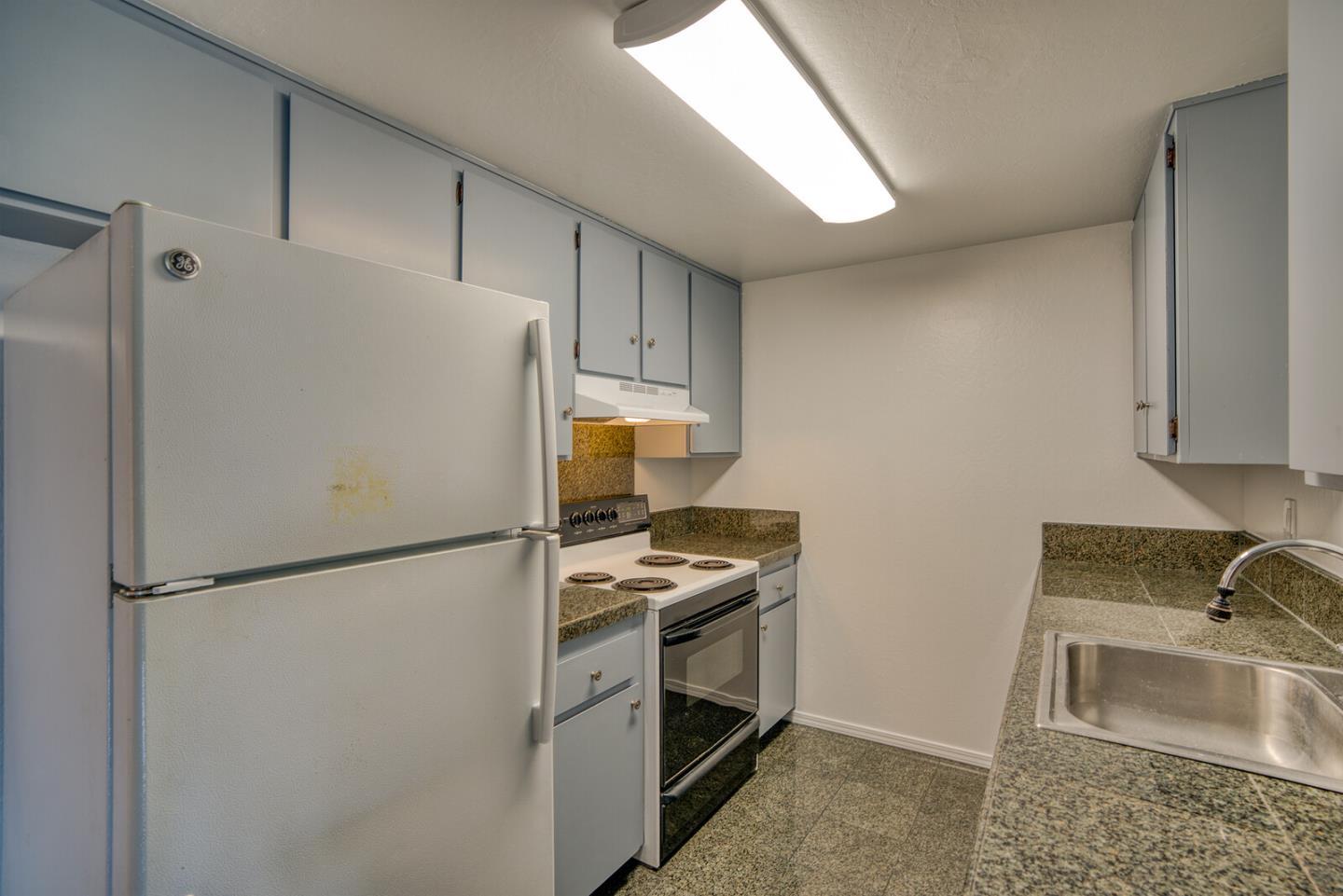 Detail Gallery Image 7 of 29 For 1206-1208 J St, Davis,  CA 95616 - – Beds | – Baths