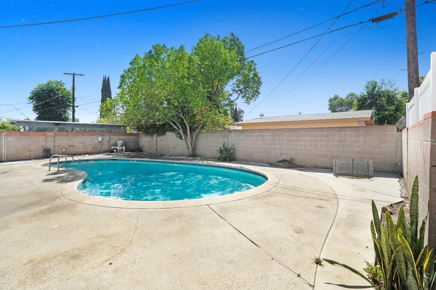 14822 Lorne St, Los Angeles, CA 91402 photo 21