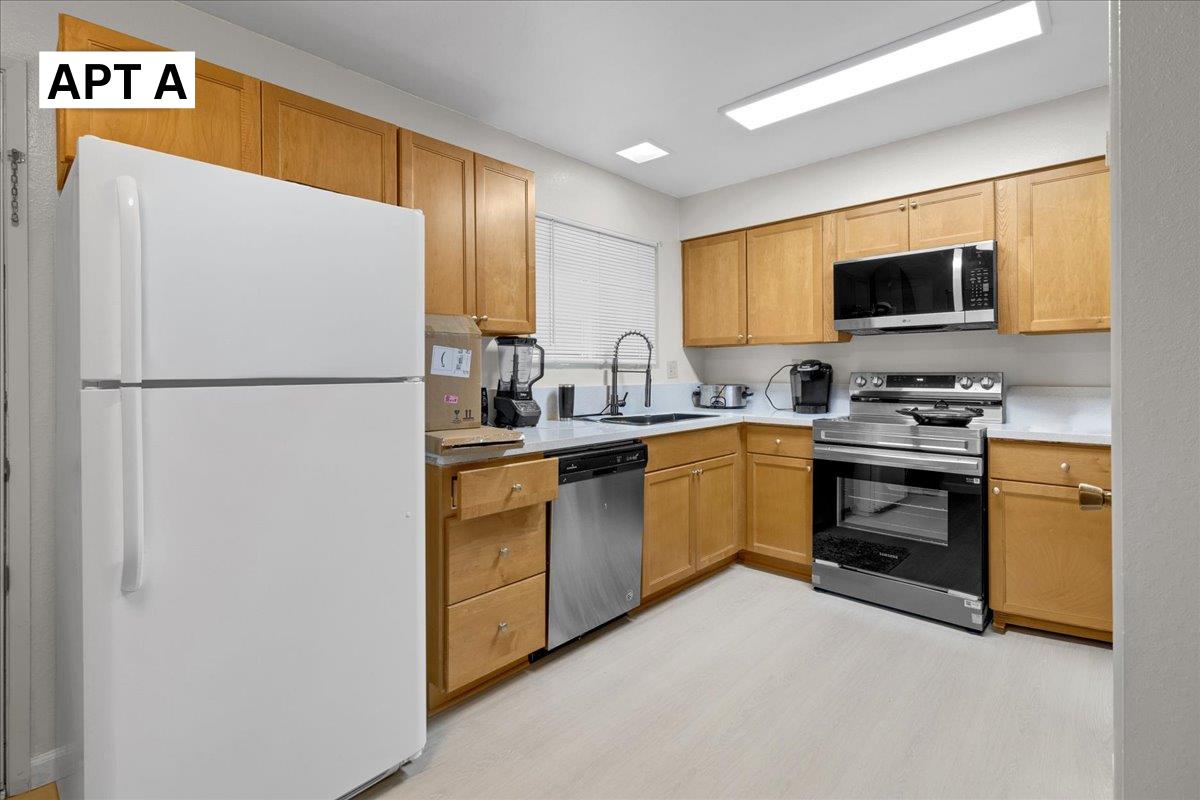 Detail Gallery Image 11 of 59 For 618 Forest Ave, Pacific Grove,  CA 93950 - – Beds | – Baths