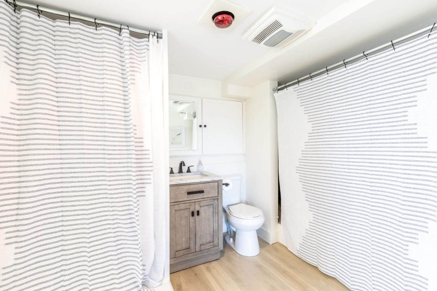 Detail Gallery Image 22 of 39 For 2000 Vallemar, Moss Beach,  CA 94038 - 3 Beds | 2 Baths