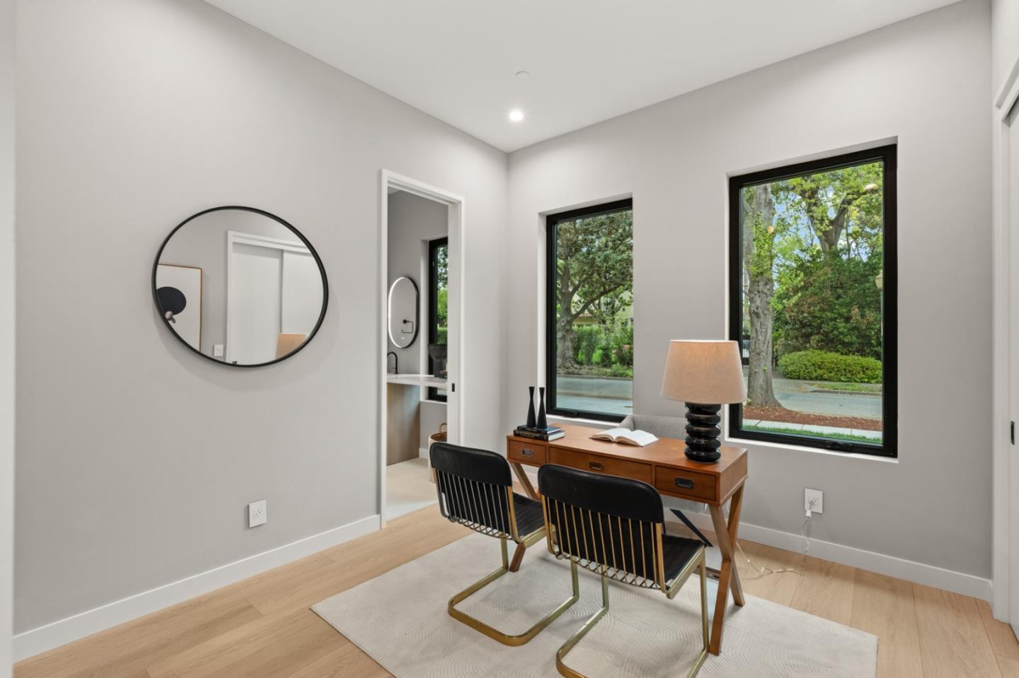 Detail Gallery Image 20 of 60 For 90 Crescent Dr, Palo Alto,  CA 94301 - 5 Beds | 5/2 Baths