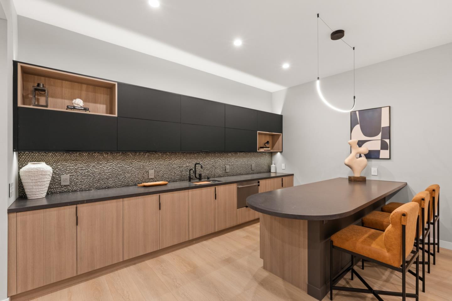 Detail Gallery Image 28 of 60 For 90 Crescent Dr, Palo Alto,  CA 94301 - 5 Beds | 5/2 Baths