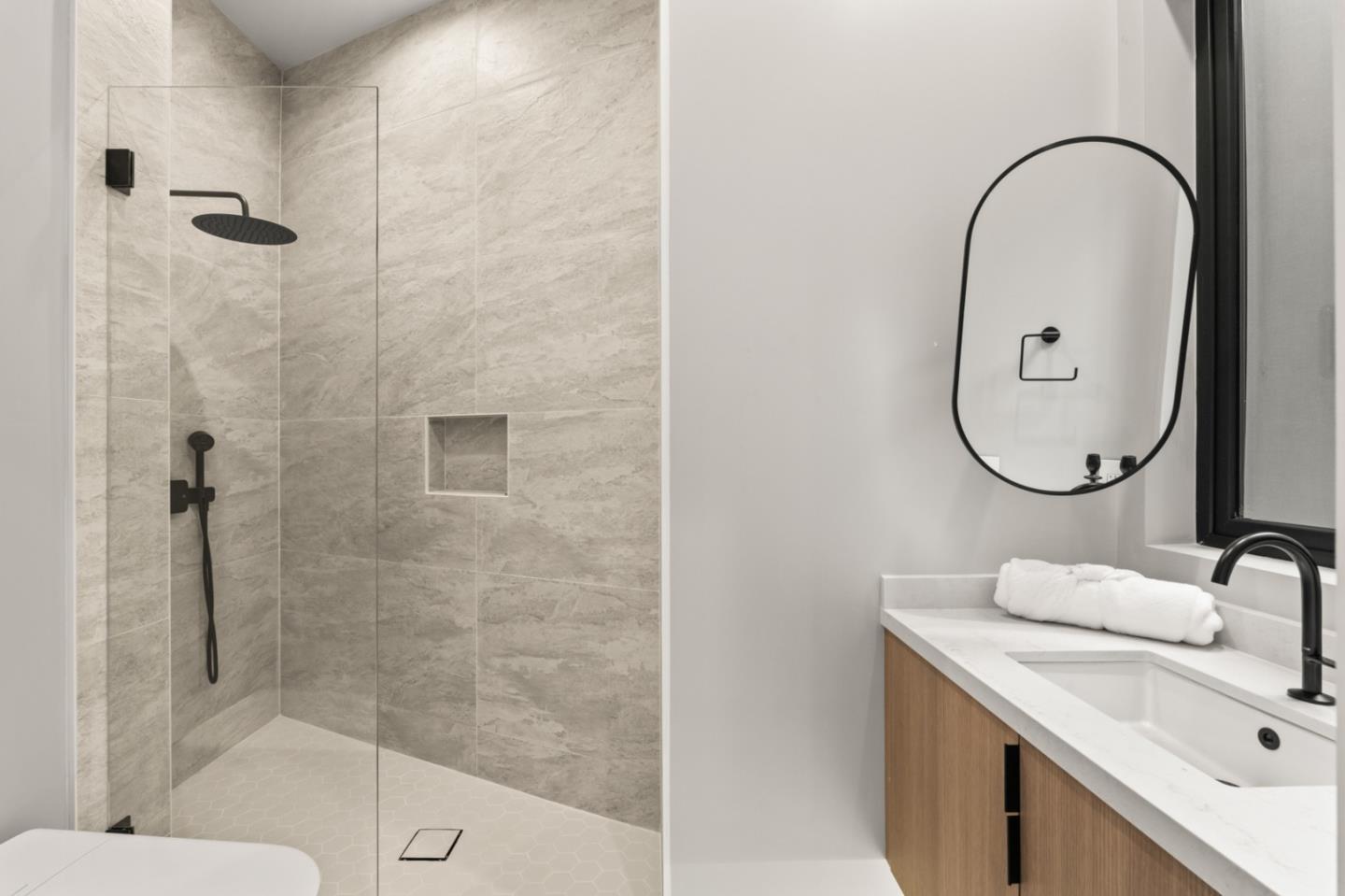 Detail Gallery Image 41 of 60 For 90 Crescent Dr, Palo Alto,  CA 94301 - 5 Beds | 5/2 Baths