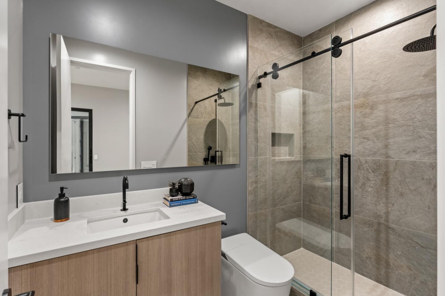 Detail Gallery Image 43 of 60 For 90 Crescent Dr, Palo Alto,  CA 94301 - 5 Beds | 5/2 Baths