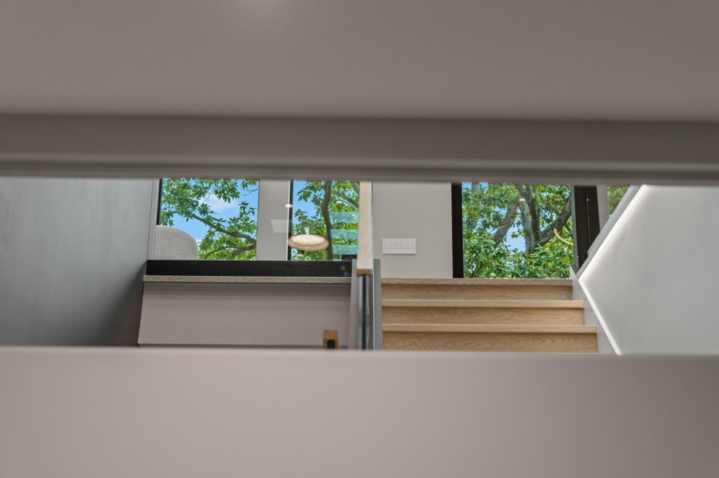 Detail Gallery Image 50 of 60 For 90 Crescent Dr, Palo Alto,  CA 94301 - 5 Beds | 5/2 Baths