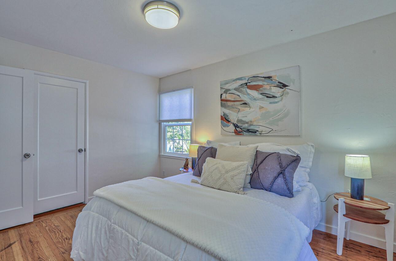 Detail Gallery Image 18 of 36 For 1815 King St, Santa Cruz,  CA 95060 - 2 Beds | 1 Baths