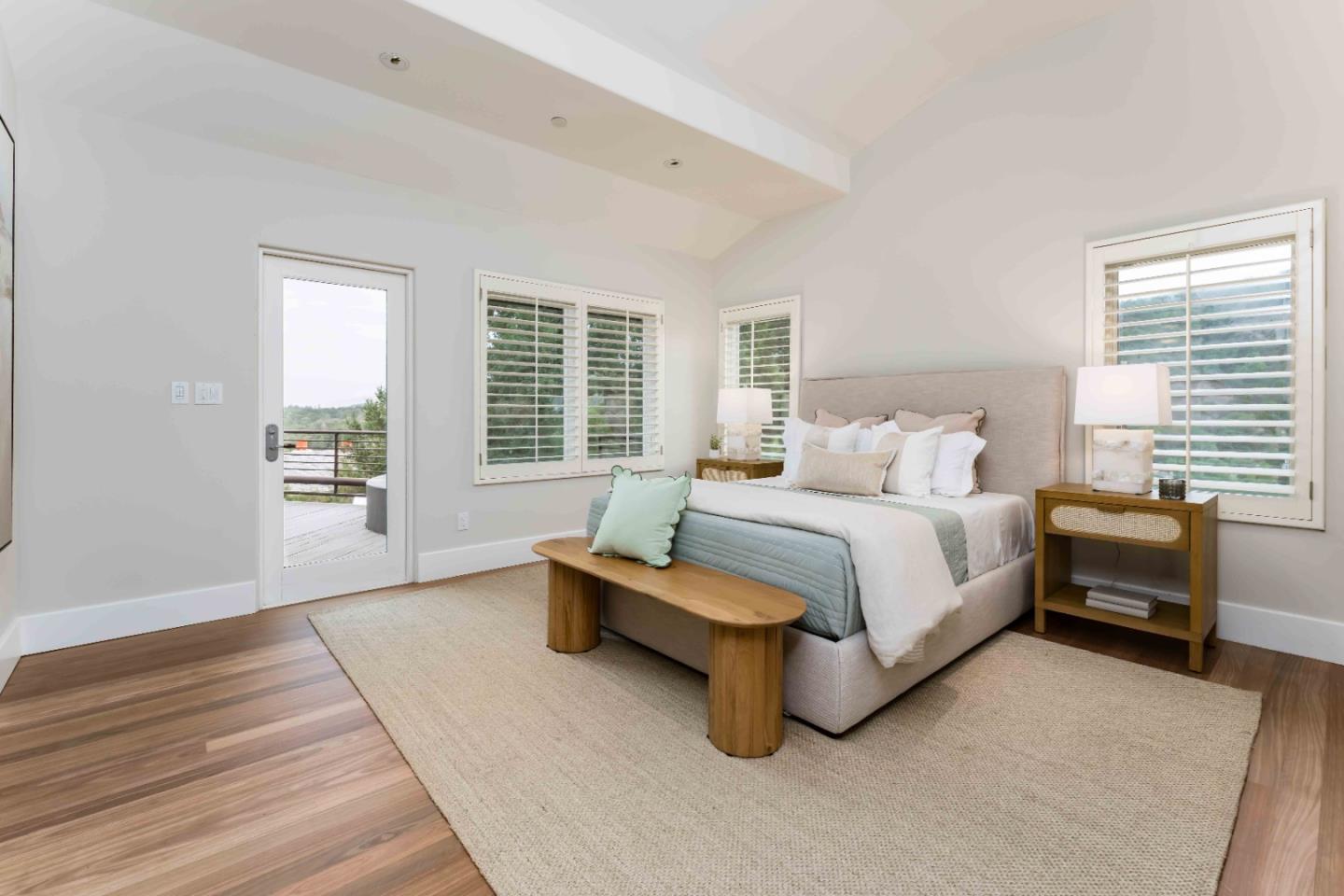 Detail Gallery Image 21 of 36 For 12008 Emerald Hill Ln, Los Altos Hills,  CA 94022 - 4 Beds | 3/1 Baths