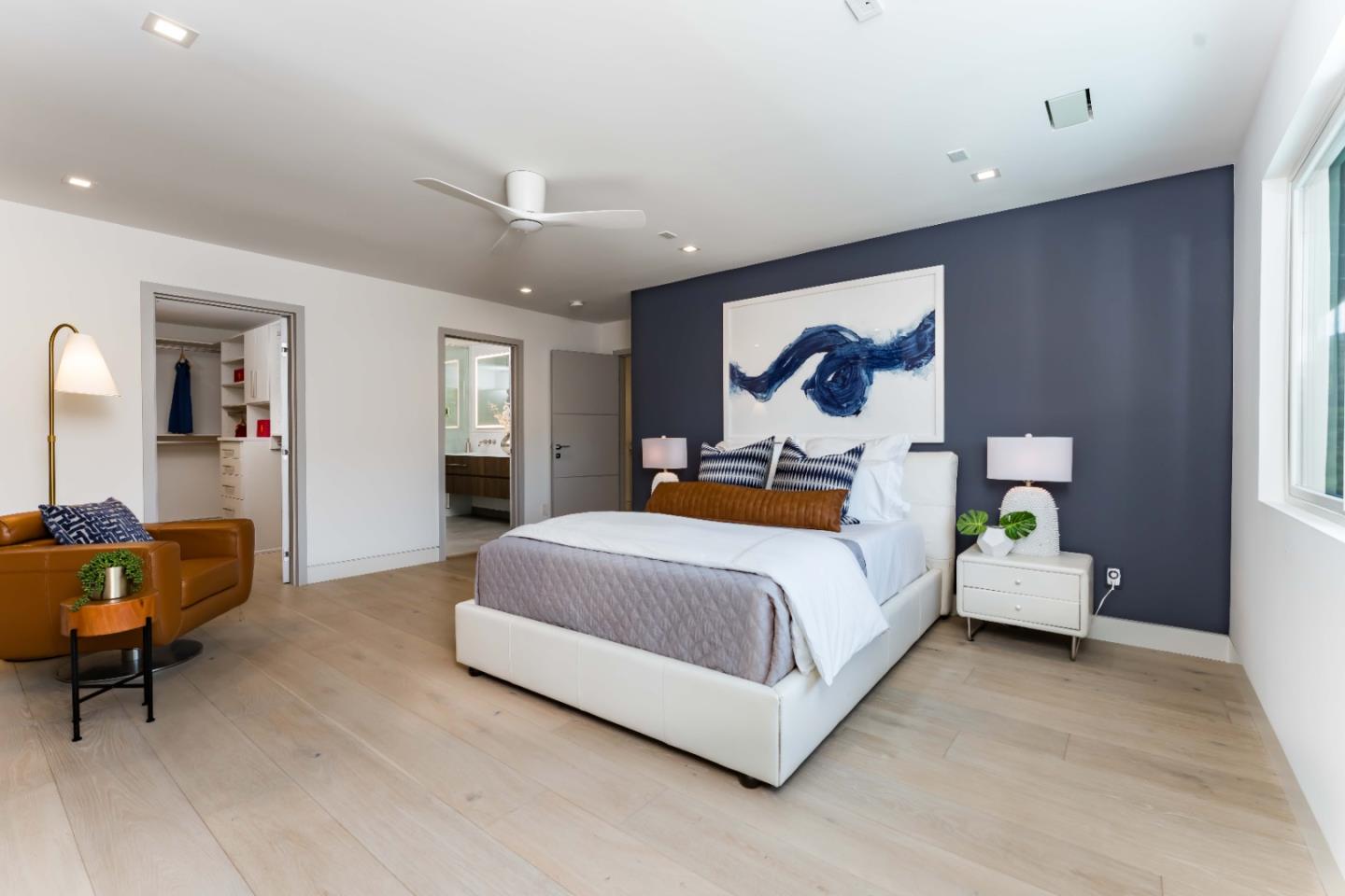 Detail Gallery Image 20 of 31 For 10495 Albertsworth Ln, Los Altos Hills,  CA 94024 - 3 Beds | 3/1 Baths