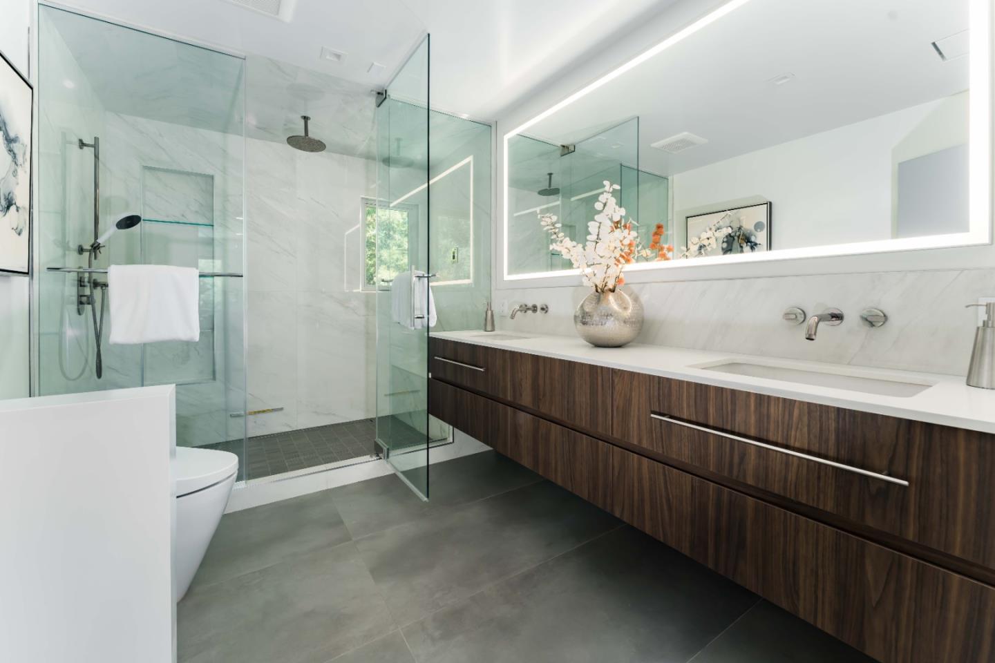 Detail Gallery Image 21 of 31 For 10495 Albertsworth Ln, Los Altos Hills,  CA 94024 - 3 Beds | 3/1 Baths