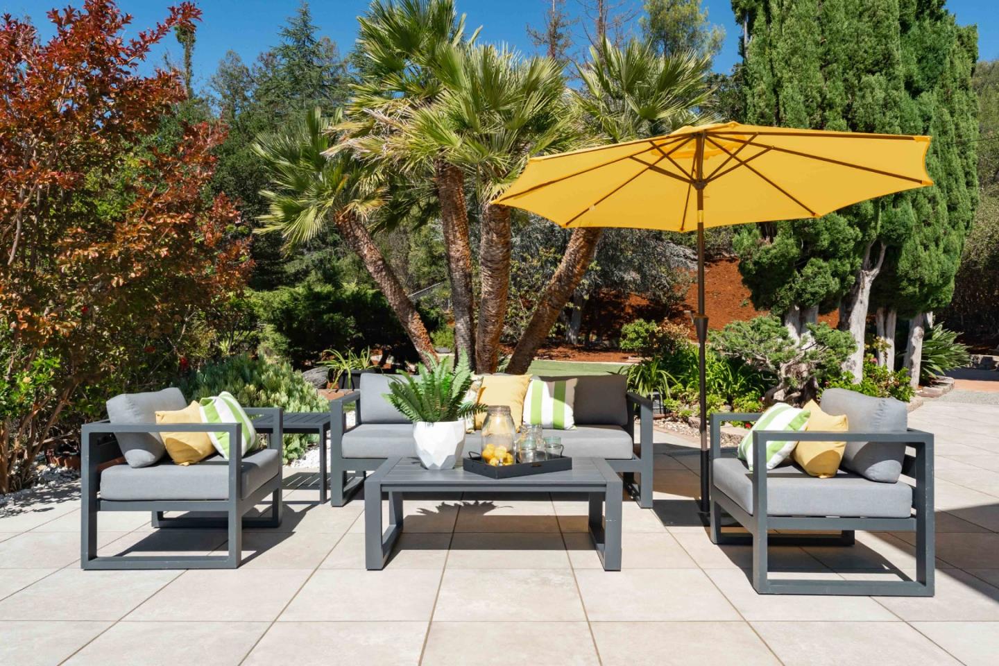 Detail Gallery Image 29 of 31 For 10495 Albertsworth Ln, Los Altos Hills,  CA 94024 - 3 Beds | 3/1 Baths