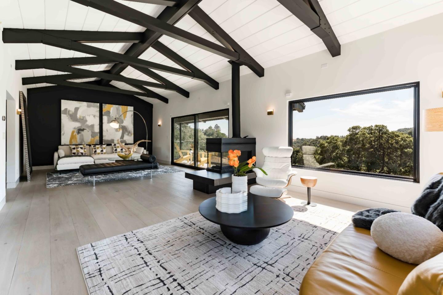 Detail Gallery Image 3 of 31 For 10495 Albertsworth Ln, Los Altos Hills,  CA 94024 - 3 Beds | 3/1 Baths