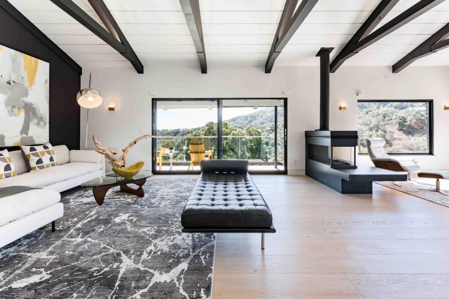 Detail Gallery Image 4 of 31 For 10495 Albertsworth Ln, Los Altos Hills,  CA 94024 - 3 Beds | 3/1 Baths