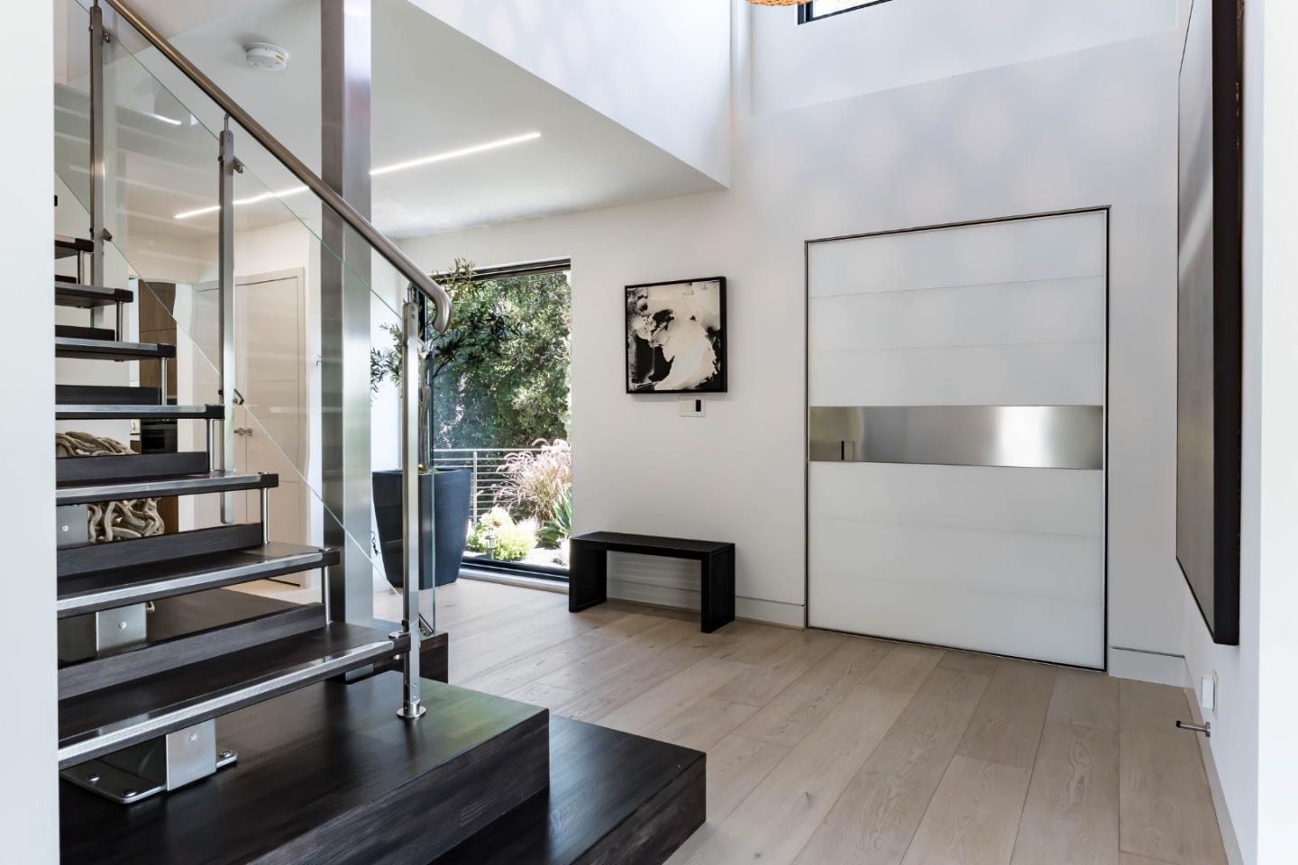 Detail Gallery Image 6 of 31 For 10495 Albertsworth Ln, Los Altos Hills,  CA 94024 - 3 Beds | 3/1 Baths