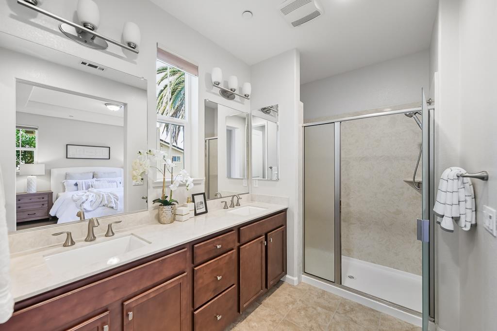 Detail Gallery Image 26 of 35 For 146 English Rose Cir, Campbell,  CA 95008 - 3 Beds | 2/1 Baths
