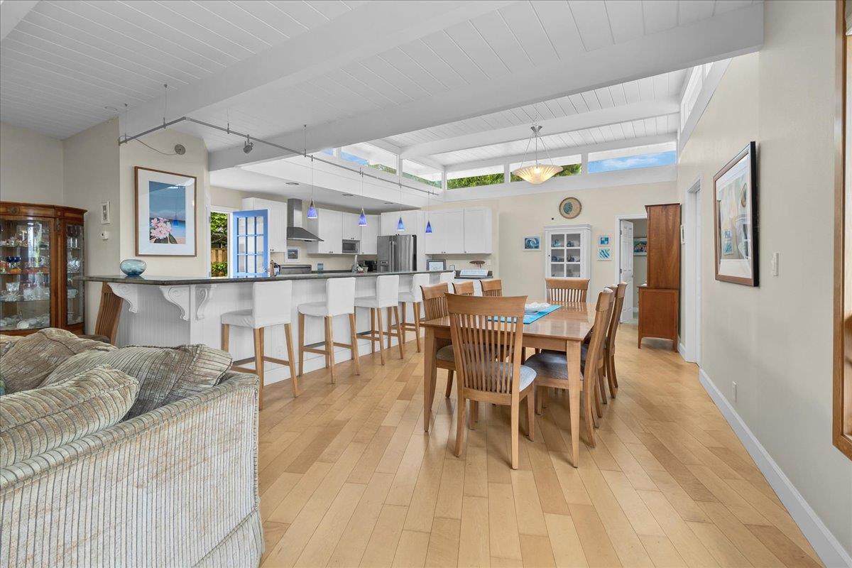 Detail Gallery Image 18 of 38 For 511 Cliff Dr, Aptos,  CA 95003 - 4 Beds | 3 Baths