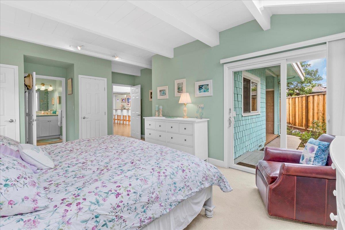 Detail Gallery Image 21 of 38 For 511 Cliff Dr, Aptos,  CA 95003 - 4 Beds | 3 Baths