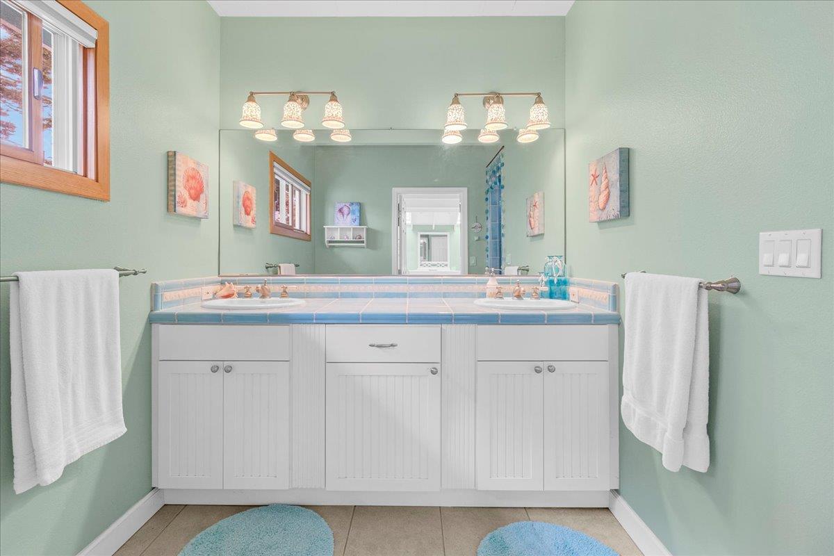 Detail Gallery Image 22 of 38 For 511 Cliff Dr, Aptos,  CA 95003 - 4 Beds | 3 Baths