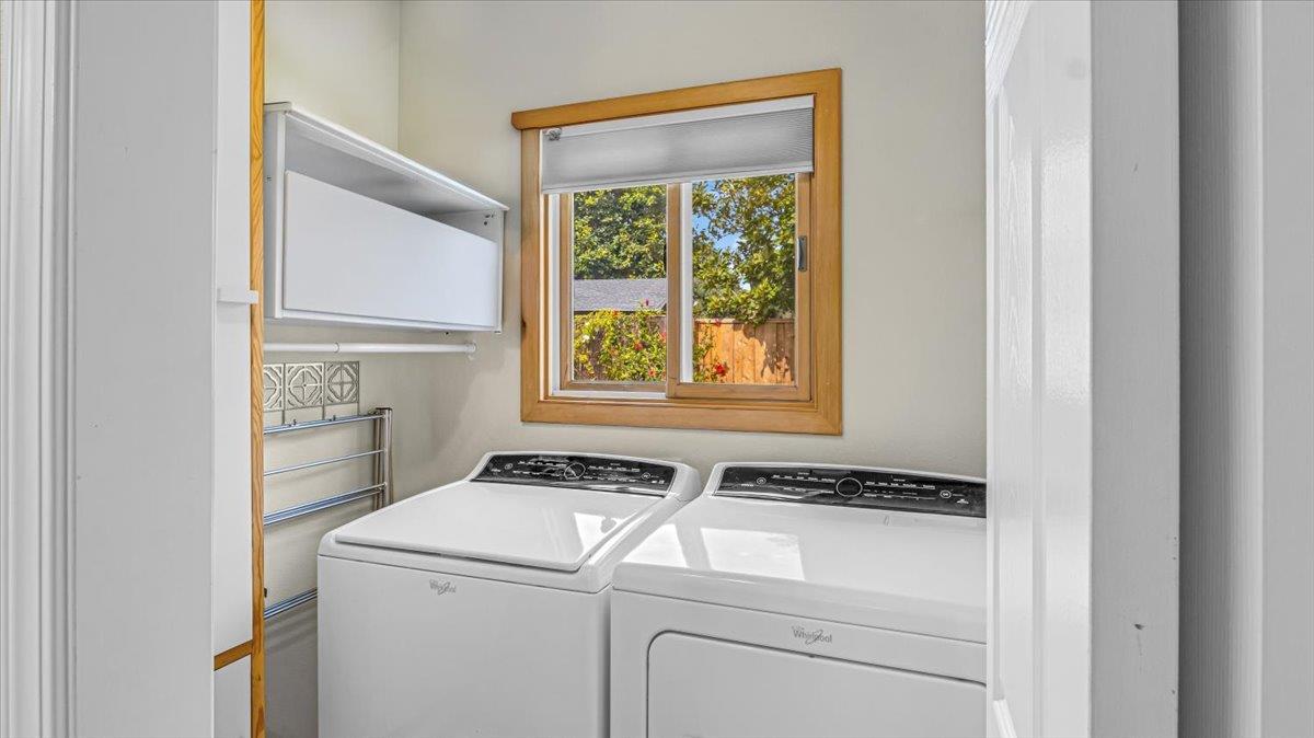 Detail Gallery Image 28 of 38 For 511 Cliff Dr, Aptos,  CA 95003 - 4 Beds | 3 Baths