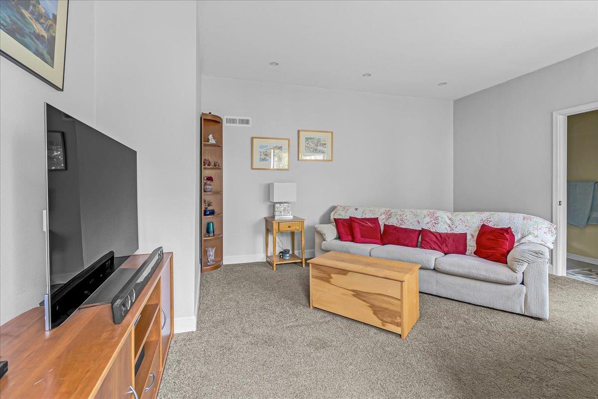 Detail Gallery Image 29 of 38 For 511 Cliff Dr, Aptos,  CA 95003 - 4 Beds | 3 Baths