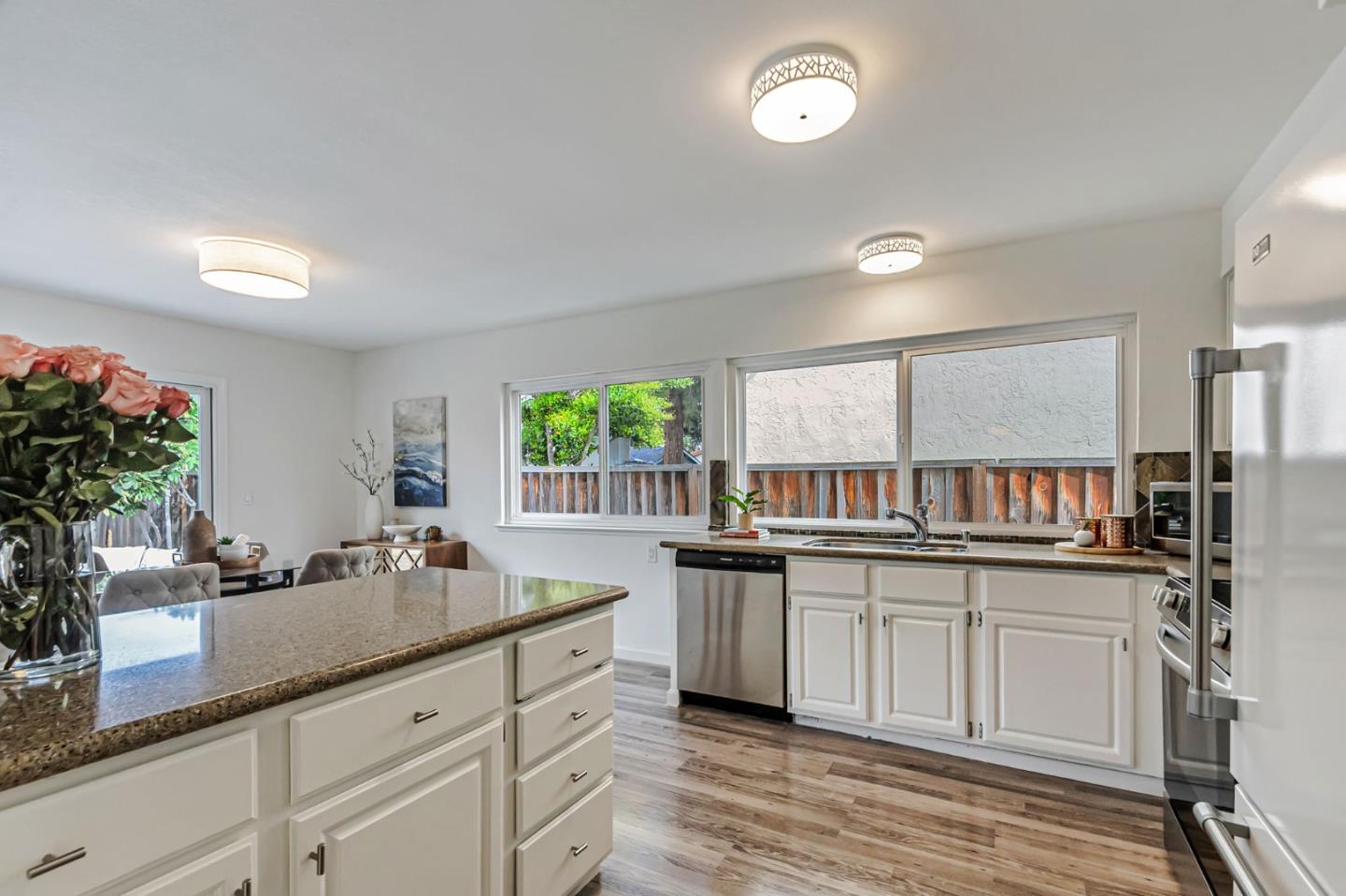 Detail Gallery Image 12 of 32 For 401 Henderson Dr, San Jose,  CA 95123 - 4 Beds | 2 Baths