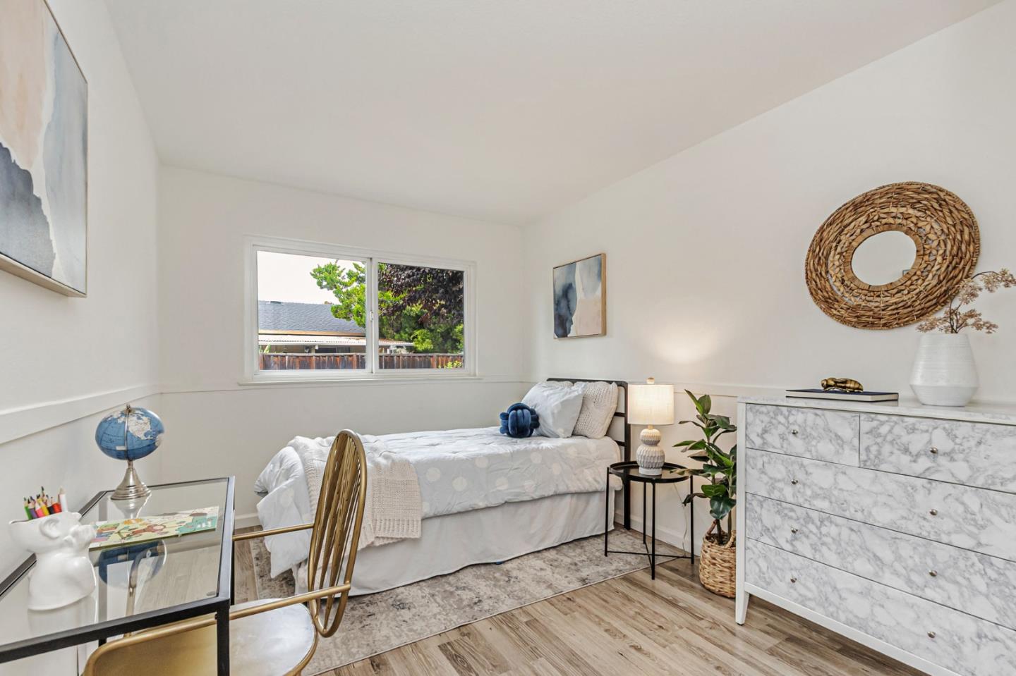 Detail Gallery Image 24 of 32 For 401 Henderson Dr, San Jose,  CA 95123 - 4 Beds | 2 Baths