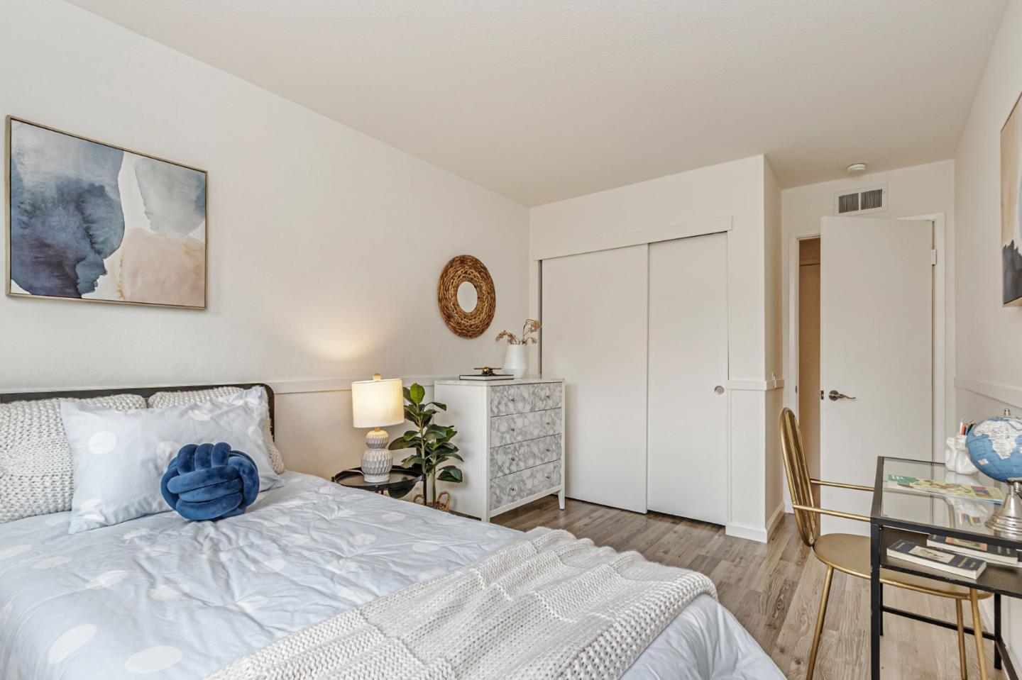 Detail Gallery Image 25 of 32 For 401 Henderson Dr, San Jose,  CA 95123 - 4 Beds | 2 Baths