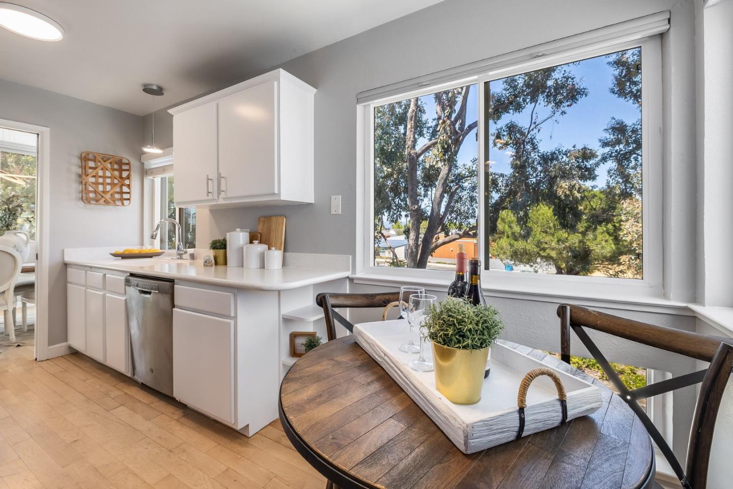 Detail Gallery Image 15 of 33 For 1017 Shell Blvd #12,  Foster City,  CA 94404 - 3 Beds | 2 Baths