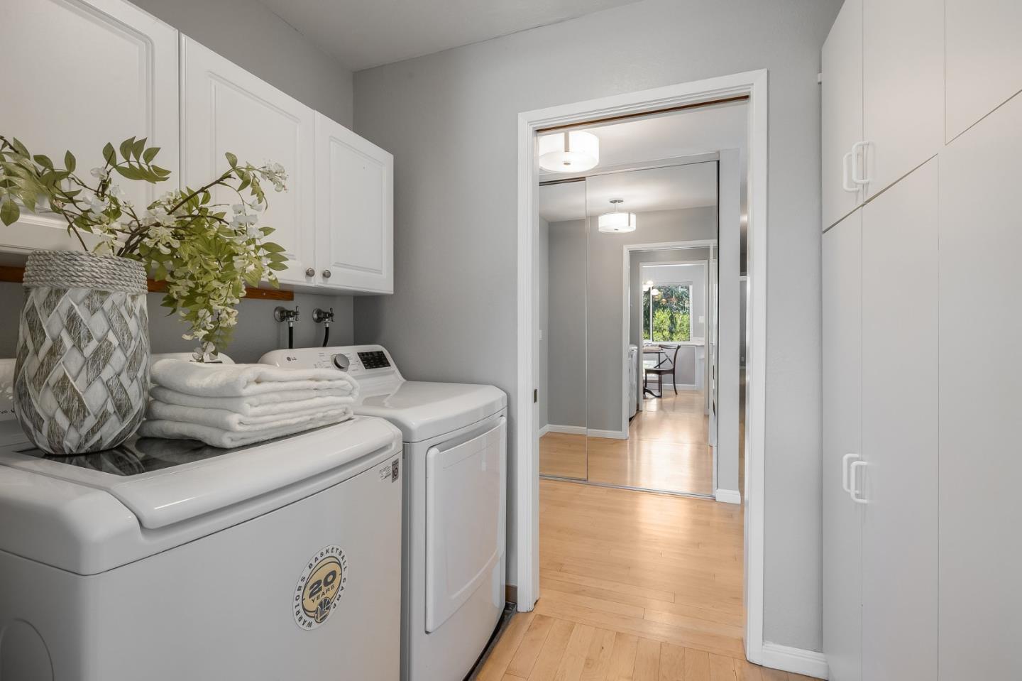 Detail Gallery Image 17 of 33 For 1017 Shell Blvd #12,  Foster City,  CA 94404 - 3 Beds | 2 Baths