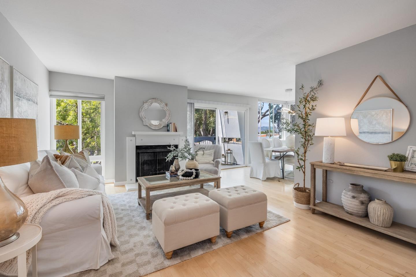 Detail Gallery Image 2 of 33 For 1017 Shell Blvd #12,  Foster City,  CA 94404 - 3 Beds | 2 Baths