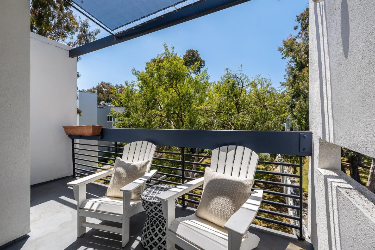 Detail Gallery Image 8 of 33 For 1017 Shell Blvd #12,  Foster City,  CA 94404 - 3 Beds | 2 Baths