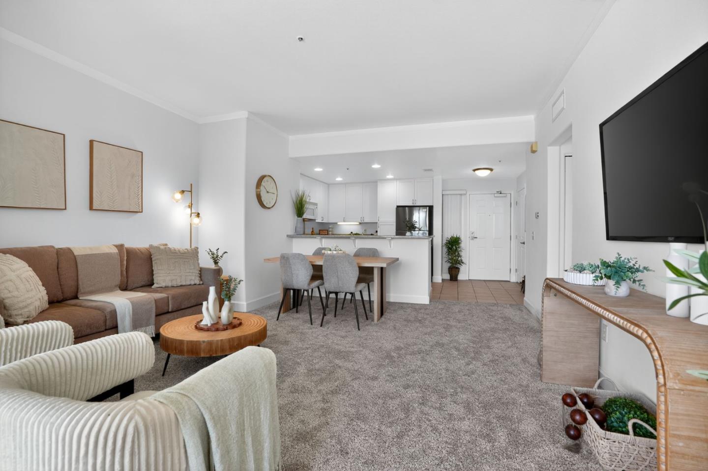 Detail Gallery Image 3 of 29 For 20488 Stevens Creek Blvd #2102,  Cupertino,  CA 95014 - 1 Beds | 1 Baths