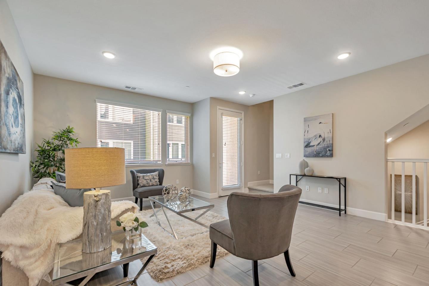 Detail Gallery Image 10 of 38 For 350 Hearst Dr, Milpitas,  CA 95035 - 3 Beds | 3/1 Baths