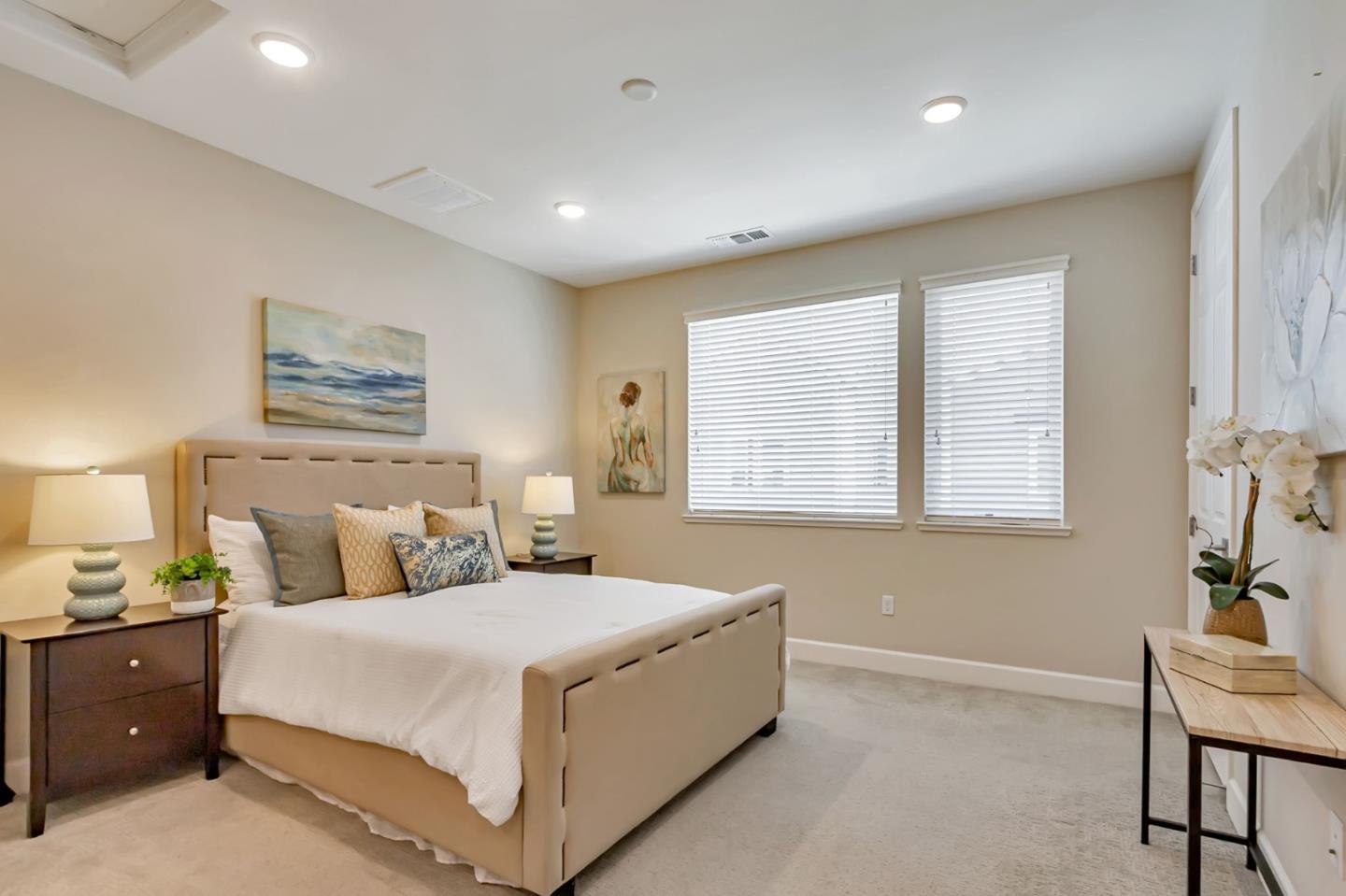 Detail Gallery Image 20 of 38 For 350 Hearst Dr, Milpitas,  CA 95035 - 3 Beds | 3/1 Baths